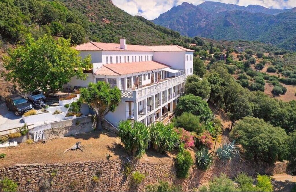 Fracintu à Borgo - Gîte en demi-pension